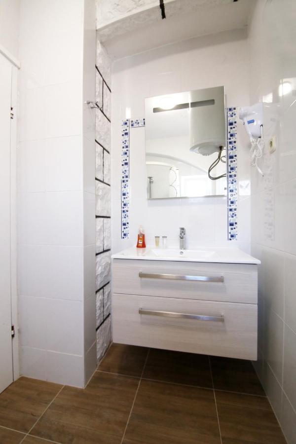 Villa Rajski Dvor 1 Bol Extérieur photo