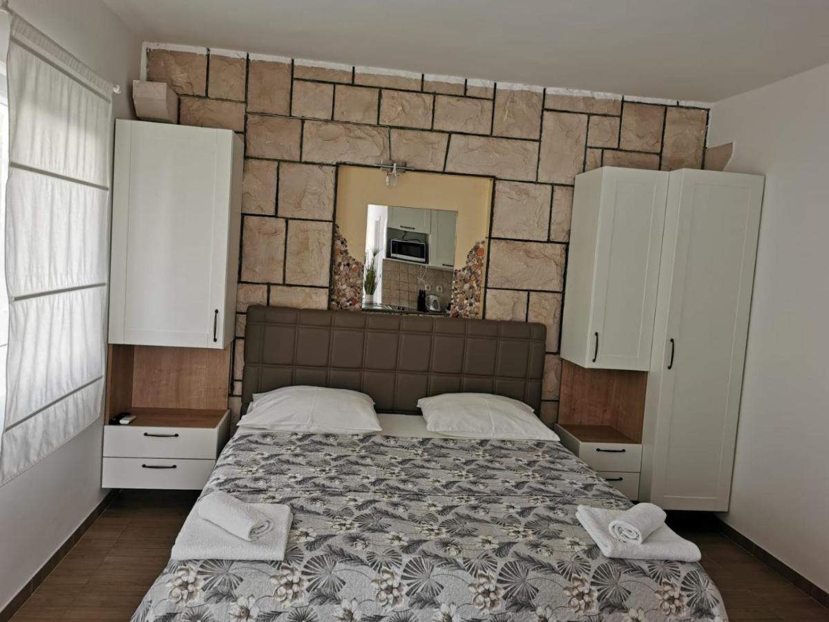 Villa Rajski Dvor 1 Bol Extérieur photo